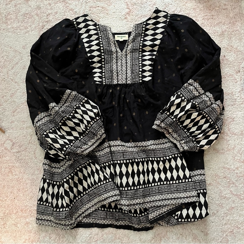 World market African boho black and white top s/m